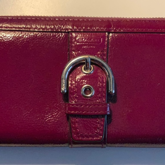 Coach Purple Wallet - Picture 1 of 8